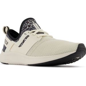 NWT! New Balance~ Nergize Sport Sneaker in Turtle Dove Black. Size 9.